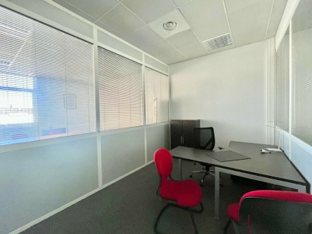 Photo 4 – location bureaux	PUGET SUR ARGENS (83480)