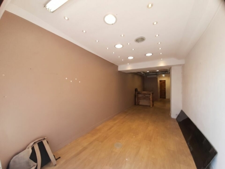 Photo 1 – location Locaux commerciaux	JUAN LES PINS (06160)