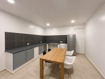 Photo 4 – location Entrepôts / activités	DRAGUIGNAN (83300)