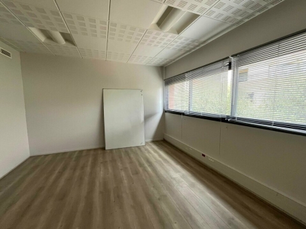 Photo 4 – location bureaux	MOUANS SARTOUX (06370)