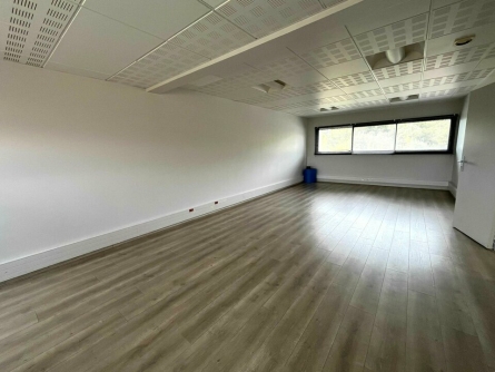 Photo 4 – location bureaux	MOUANS SARTOUX (06370)