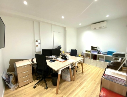 Photo 6 – location Locaux commerciaux	SAINT LAURENT DU VAR (06700)