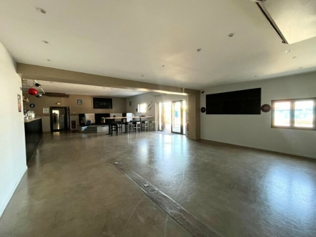 Photo 4 – location Locaux commerciaux	DRAGUIGNAN (83300)