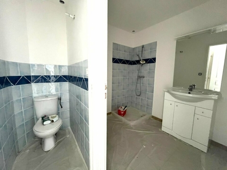 Photo 5 – location bureaux	LE MUY (83490)