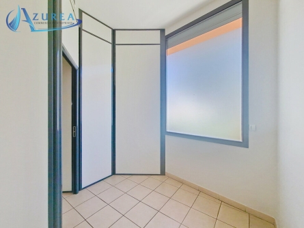Photo 7 – location Locaux commerciaux	SAINT LAURENT DU VAR (06700)