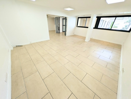 Photo 2 – location bureaux	LE CANNET (06110)