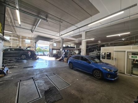 Photo 1 – location Locaux commerciaux	NICE (06200)