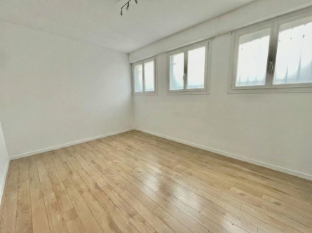 Photo 2 – location bureaux	DRAGUIGNAN (83300)