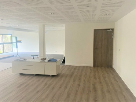 Photo 2 – location bureaux	VALBONNE (06560)