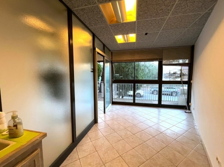 Photo 1 – vente Locaux commerciaux	ANTIBES (06600)