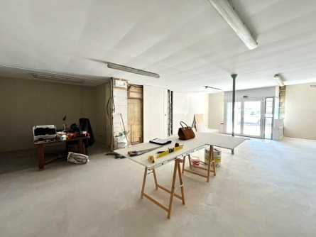 Photo 1 – location Locaux commerciaux	LES ARCS (83460)